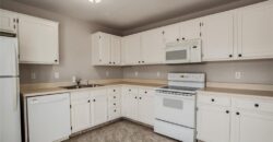 140 Stonebridge Lane, Smithville, MO 64089