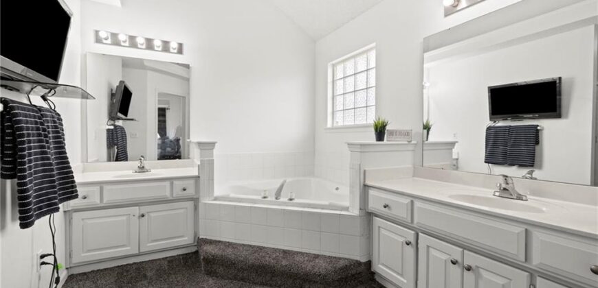 10908 N Donnelly Court, Kansas City, MO 64157