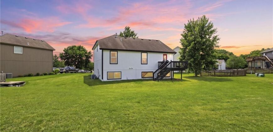 10908 N Donnelly Court, Kansas City, MO 64157