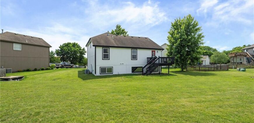 10908 N Donnelly Court, Kansas City, MO 64157
