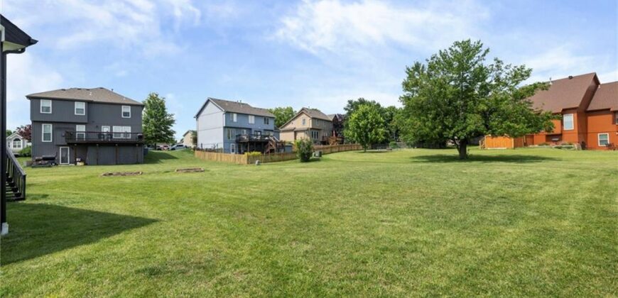 10908 N Donnelly Court, Kansas City, MO 64157