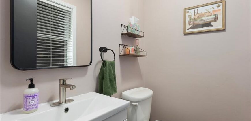 6902 Michael Lane, Pleasant Valley, MO 64068