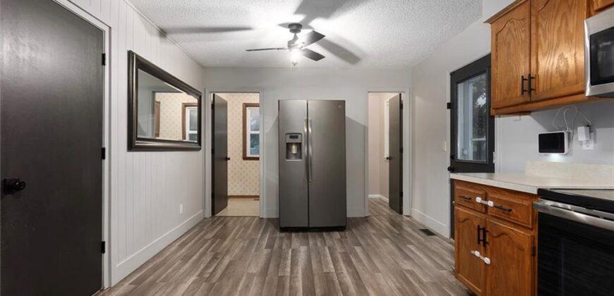 6902 Michael Lane, Pleasant Valley, MO 64068