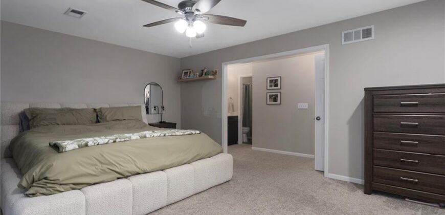 6902 Michael Lane, Pleasant Valley, MO 64068