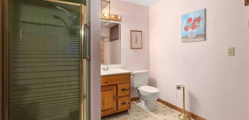 6902 Michael Lane, Pleasant Valley, MO 64068