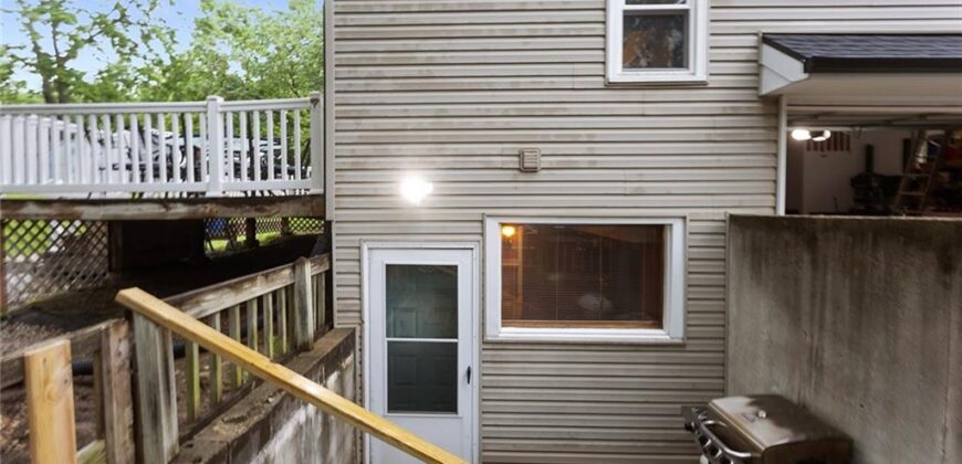 6902 Michael Lane, Pleasant Valley, MO 64068
