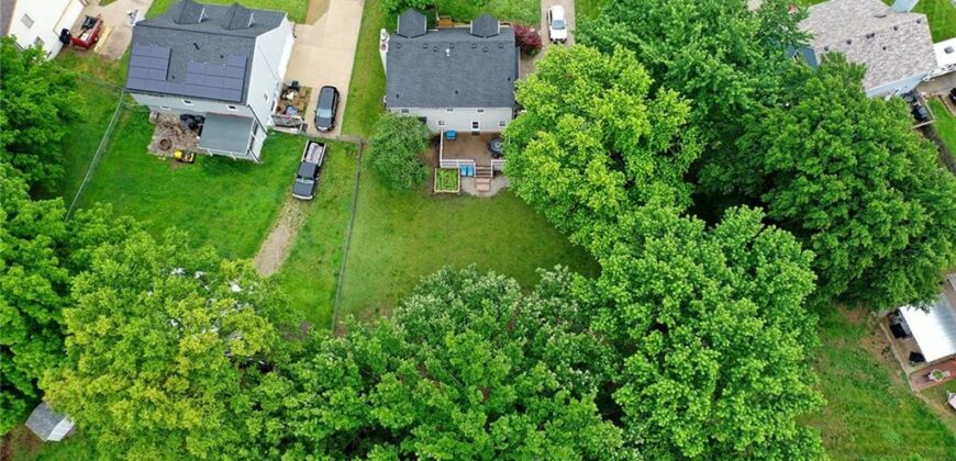 6902 Michael Lane, Pleasant Valley, MO 64068