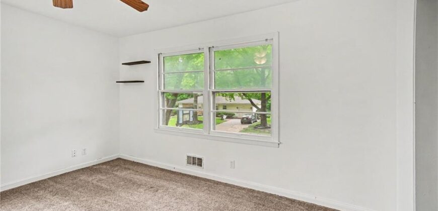 5313 N Lydia Avenue, Kansas City, MO 64118