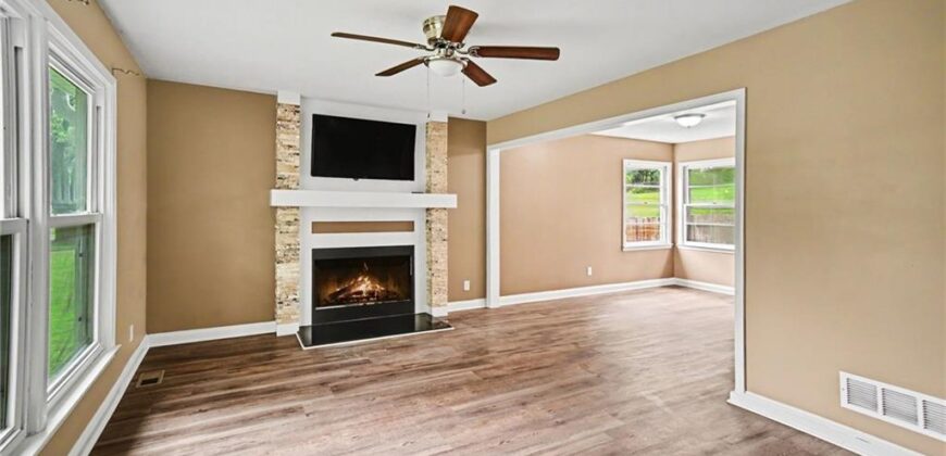 5313 N Lydia Avenue, Kansas City, MO 64118
