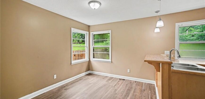 5313 N Lydia Avenue, Kansas City, MO 64118