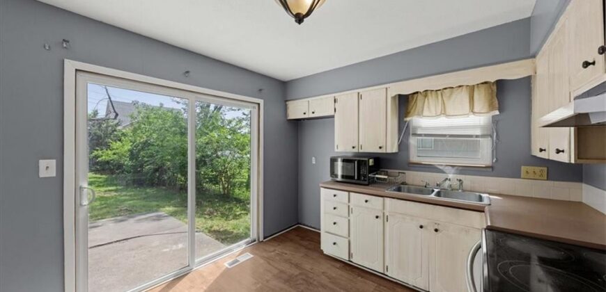 3701 NE 67th Street, Gladstone, MO 64119