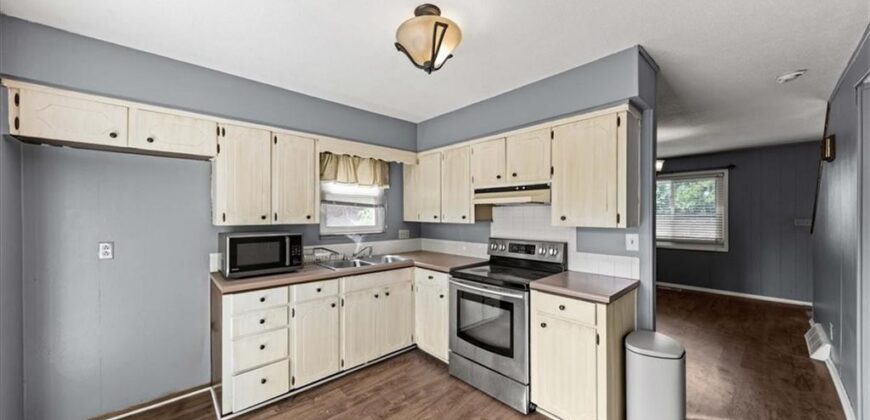 3701 NE 67th Street, Gladstone, MO 64119