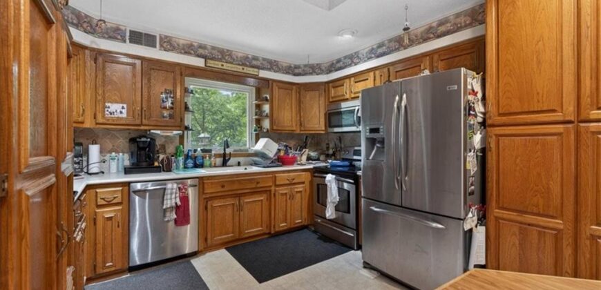 5103 NW Old Trail Road, Kansas City, MO 64151