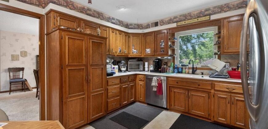 5103 NW Old Trail Road, Kansas City, MO 64151
