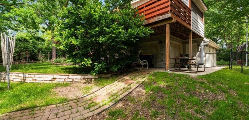 5103 NW Old Trail Road, Kansas City, MO 64151