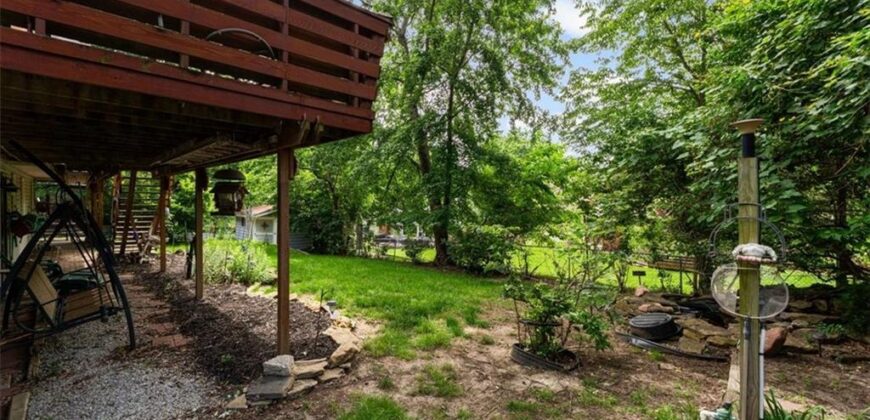 5103 NW Old Trail Road, Kansas City, MO 64151