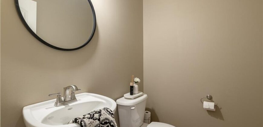 10804 N Randolph Avenue, Kansas City, MO 64157