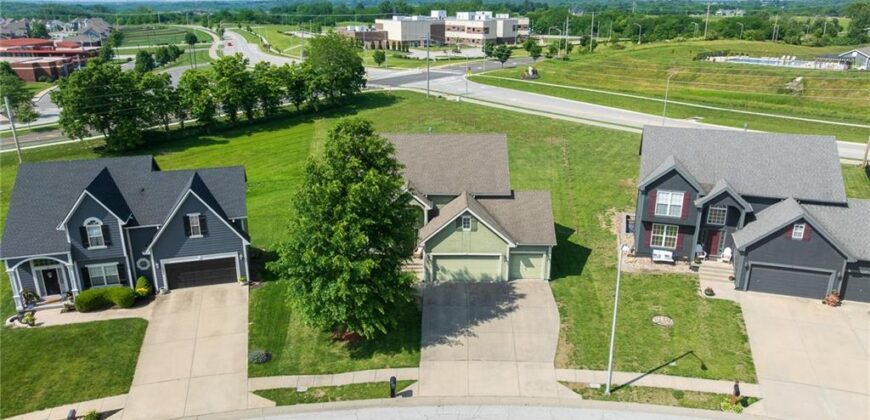 10804 N Randolph Avenue, Kansas City, MO 64157