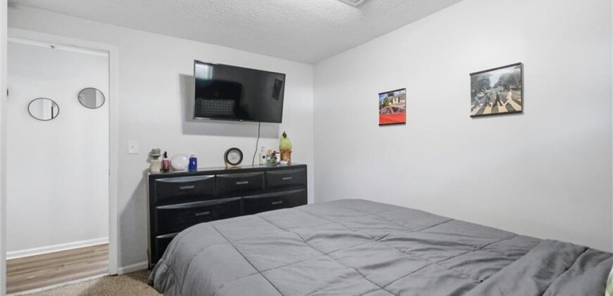 6800 NE Cotter Avenue, Kansas City, MO 64119
