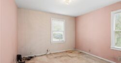 607 NE 67th Place, Gladstone, MO 64118