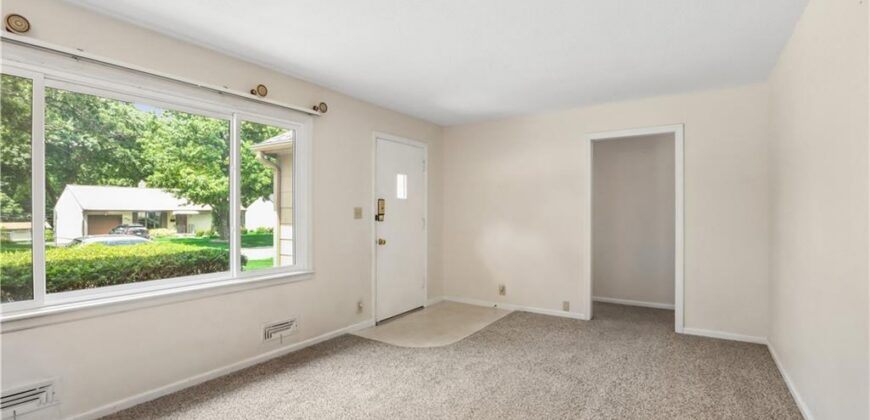 607 NE 67th Place, Gladstone, MO 64118