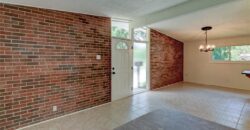 1303 NE 66th Street, Gladstone, MO 64118