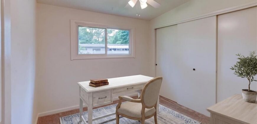 1303 NE 66th Street, Gladstone, MO 64118