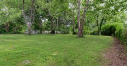 1303 NE 66th Street, Gladstone, MO 64118