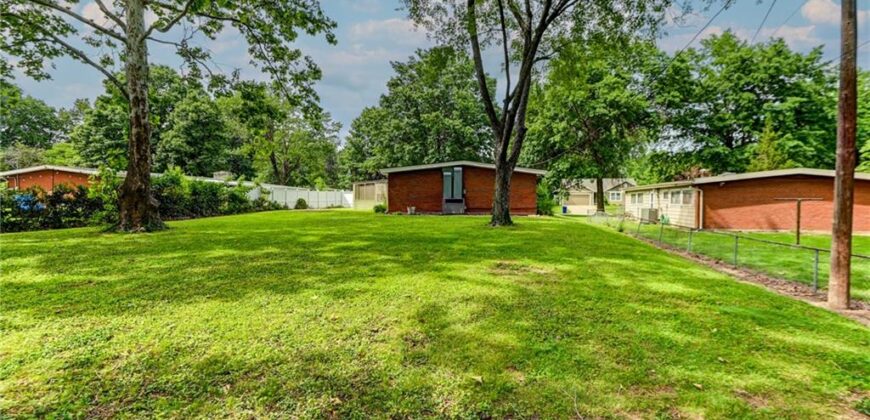 1303 NE 66th Street, Gladstone, MO 64118