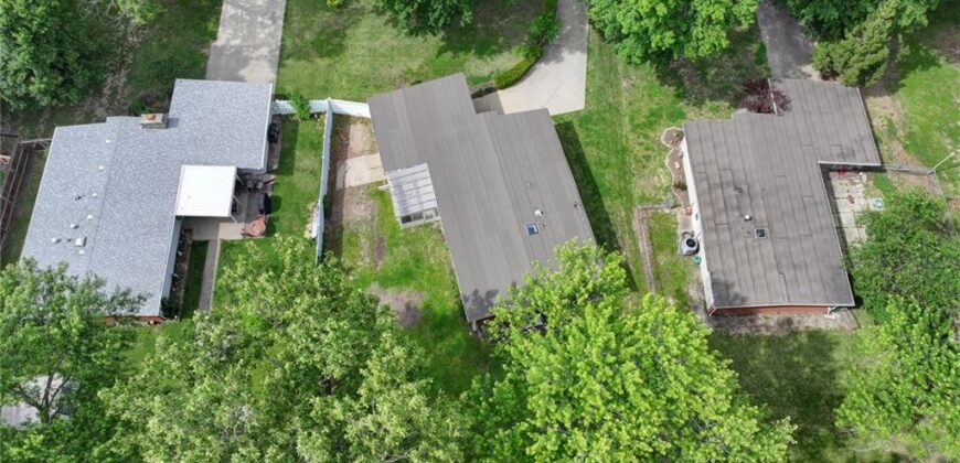 1303 NE 66th Street, Gladstone, MO 64118