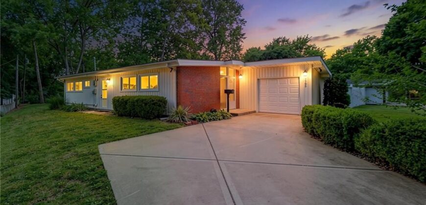 1303 NE 66th Street, Gladstone, MO 64118