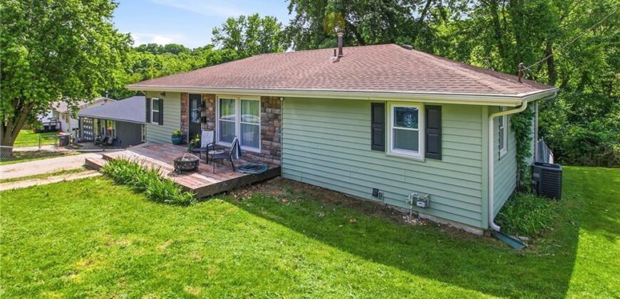 112 Collette Street, Excelsior Springs, MO 64024