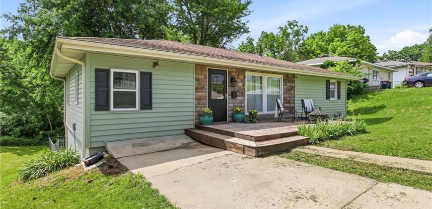 112 Collette Street, Excelsior Springs, MO 64024