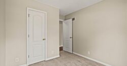11027 N Mckinley Avenue, Kansas City, MO 64157