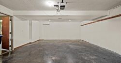 11027 N Mckinley Avenue, Kansas City, MO 64157
