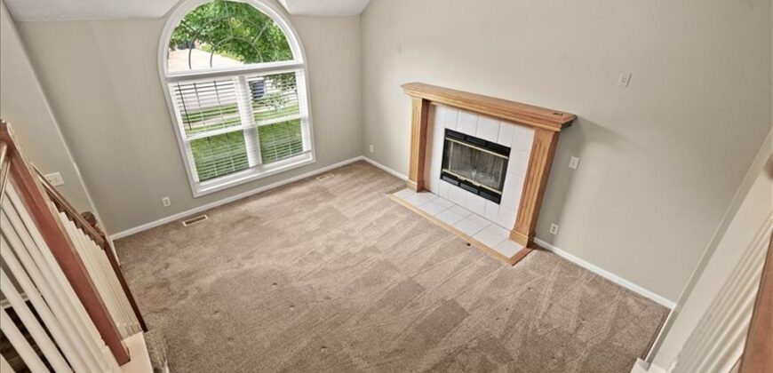 11027 N Mckinley Avenue, Kansas City, MO 64157