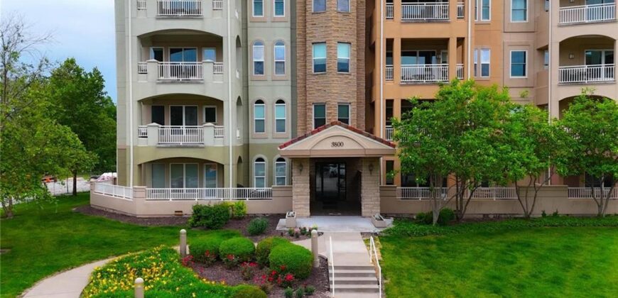 3800 N Mulberry Drive, Kansas City, MO 64116