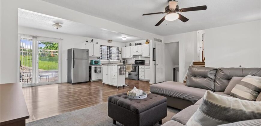 209 Augustus Drive, Excelsior Springs, MO 64024