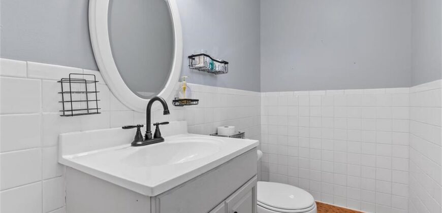 209 Augustus Drive, Excelsior Springs, MO 64024