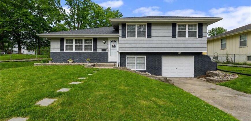 209 Augustus Drive, Excelsior Springs, MO 64024