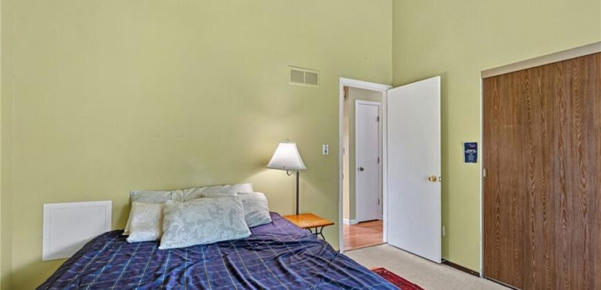5737 N Oregon Avenue, Kansas City, MO 64151
