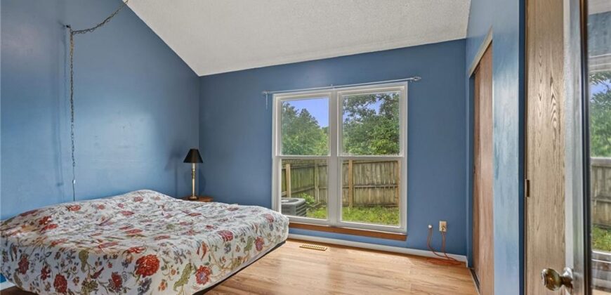 5737 N Oregon Avenue, Kansas City, MO 64151