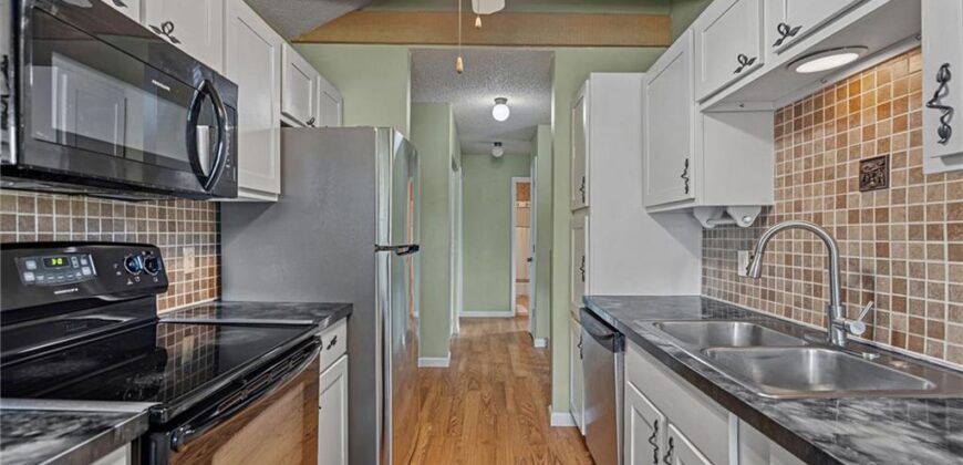 5737 N Oregon Avenue, Kansas City, MO 64151