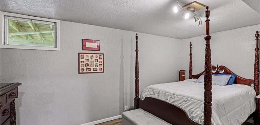 14308 Raymond Road, Kearney, MO 64060