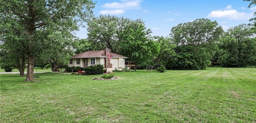 14308 Raymond Road, Kearney, MO 64060