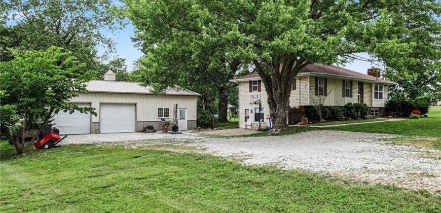 14308 Raymond Road, Kearney, MO 64060
