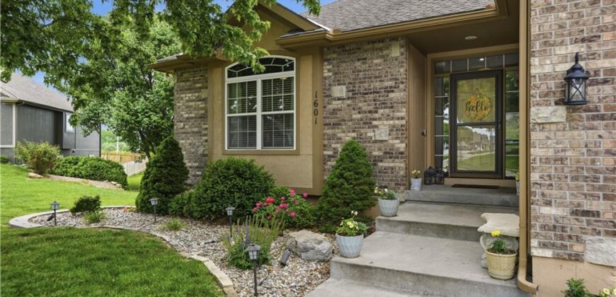 1601 Chisam Road, Kearney, MO 64060