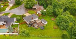 7135 Edge Hill Road, Kansas City, MO 64152
