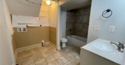 212 Jackson Avenue, Liberty, MO 64068