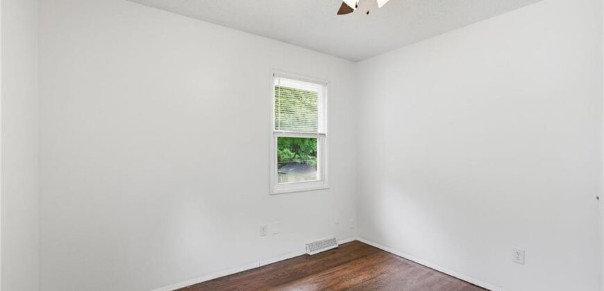 5249 N Richmond Avenue, Kansas City, MO 64119